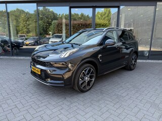 Lynk & Co 01 1.5 261pk PHEV,Pano,Carplay,Cam360,BLIS,Memory,Lane Ass.,Stoelverw,LED,Infinity HiFi