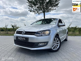 Volkswagen Polo 1.4-16V Comfortline/APK/AIRCO/BLUETOOTH/NAVI