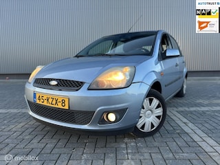 Ford Fiesta 1.4-16V Ambiente|APK|AIRCO|