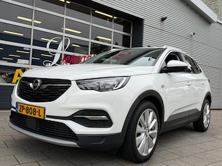 Opel Grandland X 1.2 Turbo Business Executive - Navigatie / Apple CarPlay I Airco I PDC I Sport pakket I Dealer onderhouden