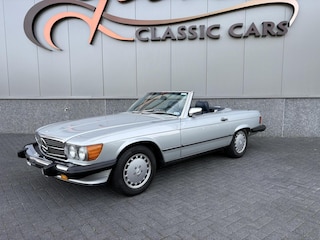 Mercedes-Benz SL W107 560SL