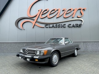 Mercedes-Benz SL W107 560SL