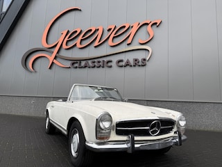 Mercedes-Benz Pagode W113 230SL