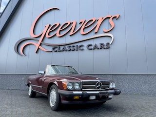 Mercedes-Benz SL W107 560SL