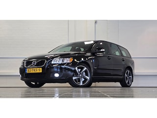 Volvo V50 2.0 D3 Momentum Automaat Trekhaak Rijdt en schakelt goed APK 29-04-2027