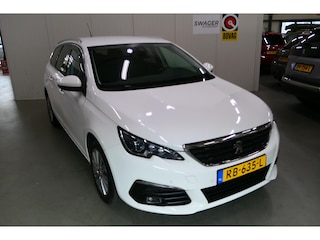 Peugeot 308 1.2 PureTech 130pk Automaat. Allure (Trekhaak&Goed onderhouden)
