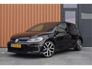 Volkswagen Golf GTE 1.4 TSI DSG | Leer | Pano | Keyless | ACC | 18"