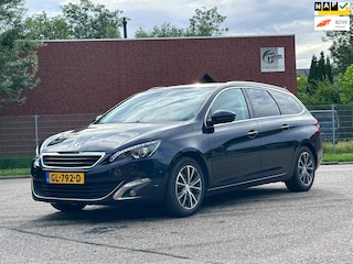 Peugeot 308 SW 1.2 e-THP Allure Automaat*Achteruit camera*Pano*Navigatie*Cruise*Clima*NAP*Trekhaak*
