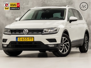 Volkswagen Tiguan 1.5 TSI Highline Sport 150Pk Automaat (PANORAMADAK, GROOT NAVI, CLIMATE, STOELVERWARMING, SPORTSTOELEN, PARKEERSENSOREN, ADAPTIVE CRUISE, NIEUWSTAAT)