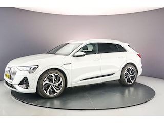 Audi e-Tron 55 quattro S edition 95 kWh | Adaptieve Cruise | Apple/Android Play | Adaptieve Luchtvering | Camera | Virtual Cockpit | Navi |