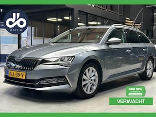 Skoda Superb Combi 1.4 TSI iV Clever| SOH 93% TREKHAAK I DIGITAAL DISPLAY I NAVI + CAMERA