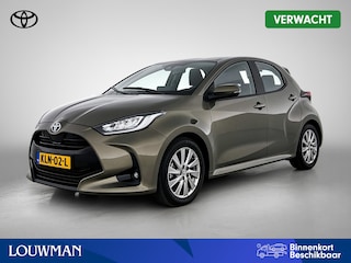 Toyota Yaris 1.5 Hybrid 115 Business Plus | BTW voertuig | Stoel+stuurverwarming | Apple CarPlay/Android Auto | Cruise Control Adaptive | Achteruitrijcamera | Climate Control |