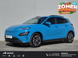 Hyundai Kona EV Comfort Smart 39 kWh / SOH 100% / Fabrieksgarantie tot 04-2027 / Dealer onderhouden / CCS snellader / Navigatie / Warmtepomp / Apple Carplay Android / WLTP bereik 305 km bereik stad 435 km / Stuur- & Stoelverwarming / Achteruitrijcamera / Draadloze telefoon lader /