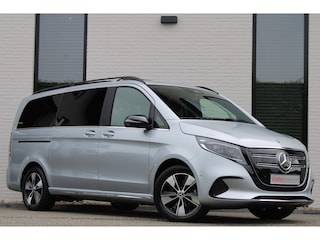Mercedes-Benz EQV 300 L2 / AMG / Luchtvering / Panorama / 7-Persoons / Burmester / Vol Opties / NIEUWSTAAT