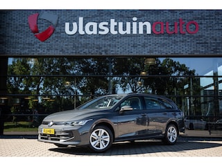 Volkswagen Golf Variant 1.5 eTSI Life Edition , Adap. cruise, Trekhaak, Stoel/stuurverwarming,