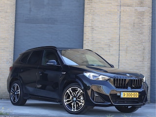 BMW X1 xDrive30e M Sport | Assisted Driving | Harman/Kardon | Trekhaak | 19” M wielen |