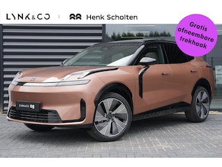 Lynk & Co 08 1.5 More | 200km Hybride | Stoelmassage, Verwarming en Ventilatie | Panoramadak | Matrix LED | Harman Kardon | 360° Camera | Getint glas | Bestuurdersstoel met geheugen | Sfeerverlichting | Apple Carplay | Dodehoekassistent | Adaptive Cruise Contol