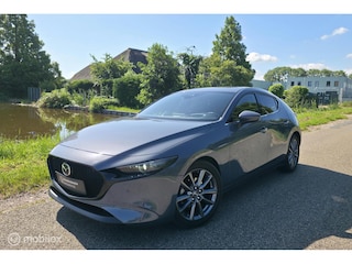 Mazda 3 2.0 e-SkyActiv-G M Hybrid / 360' Cam. / HUD / Navi