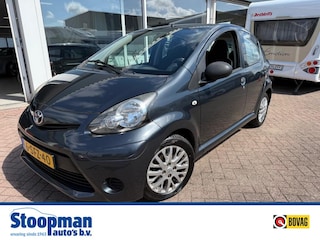 Toyota Aygo 1.0 VVT-I NOW Airco 5-drs Dealer ond.