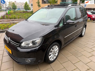 Volkswagen Touran 1.4 TSI | Highline | 7 persoons | PANO | LED | DSG | 170 PK | FULL OPTIONS