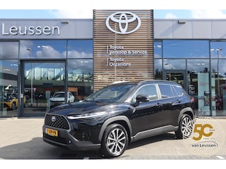 Toyota Corolla Cross HYBRID 140 DYNAMIC TREKHAAK CLIMA AD-CRUISE ANDROID/APPLE KEYLESS LED PRIVACY-GLASS 1e-EIGENAAR NL-AUTO