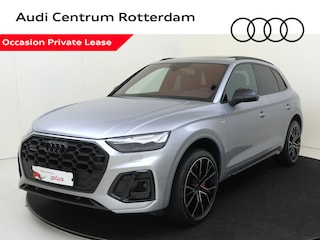Audi Q5 55 TFSI e S edition Competition | Panoramadak | Trekhaak | Achteruitrijcamera | 3-zone airco | Dodehoek detectie | Keyless | LED matrix verlichting | Stoelverwarming |