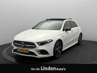 Mercedes-Benz A-klasse 250 e Business Solution AMG Limited | Panoramadak | Sfeerverlichting | Full-Led | Camera