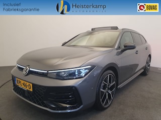 Volkswagen Passat Variant 1.5 eHybrid 272pk DSG/AUT R-Line Panoramadak, Wegklapbare Trekhaak, 360 Camera
