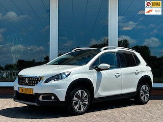 Peugeot 2008 1.2 PureTech Allure AUT. - Panorama - Leder - Navi - Nieuwe Distributieriem