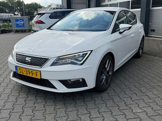 Seat Leon 1.0 TSI DSG Style Business Intense Apple Carplay | Navigatie | Cruise co