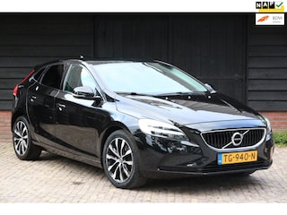 Volvo V40 1.5 T3 Dynamic Edition Panorama/Camera/Stoelverwarming/Parkeersensor v,a