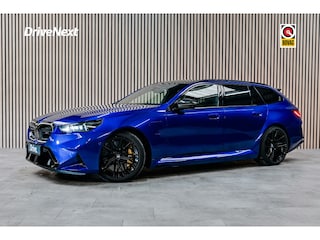 BMW 5-serie Touring ULTIMATE | B&W | PANO | TREKHAAK | KERAMISCH