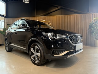 MG ZS EV Luxury 45 kWh panoramadak | camera  |