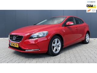 Volvo V40 1.6 T3 Kinetic Airco Cruise PDC Navi Trekhaak APK NAP