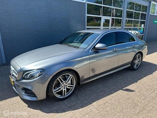 Mercedes-Benz E-klasse 200 Business Solution / AMG Line