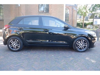 Hyundai i20 1.0 T-GDI Blue 100PK Comfort + navigatie