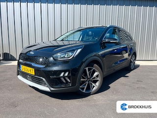 Kia Niro 1.6 GDi ExecutiveLine 140pk AUTO | Panorama dak | Trekhaak | Stoelverwarming voor + achter | Achteruitrijcamera | Navigatie | Adaptice cruise | 18" LMV