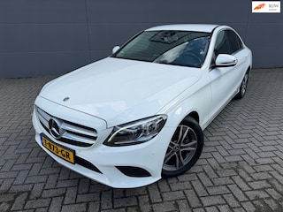Mercedes-Benz C-klasse 200 Business Solution AMG*Automaat*CarPlay*Cruise*Camera*StoelVerwarming*Velgen