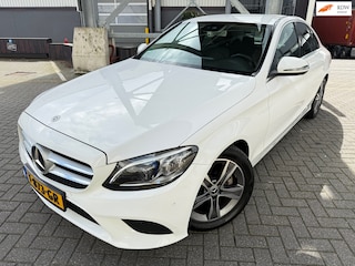 Mercedes-Benz C-klasse 200 Business Solution AMG*Automaat*CarPlay*Cruise*Camera*StoelVerwarming*Velgen