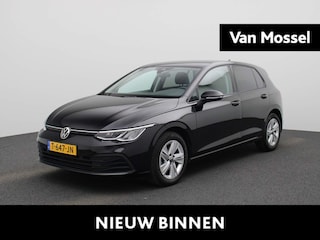 Volkswagen Golf 1.0 TSI Life Business 110 PK | Apple Carplay | Comfort Pakket | Multimedia pakket | Deep Black | Adaptive cruise control |