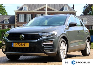 Volkswagen T-Roc 1.0 TSI Style | NL-AUTO! | 1E EIGENAAR | ADAPTIVE CRUISE | LANE ASSIST | CAMERA | PARK SENS V+A | DEALER OH! | DRAADLOOS LADEN | CLIMA | NAVI