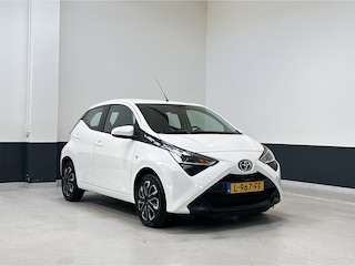 Toyota Aygo 1.0 VVT-i x-play | NL | 1 Eig | Apple Carplay/ Android auto| Navigatie | Camera|