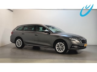 Skoda Octavia Combi 1.4 TSI iV PHEV Business Edition Adaptive Cruise Virtual Cockpit Stoelverwarming Navigatie