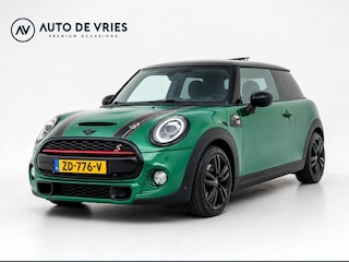 Mini Mini 3-Deurs 2.0 60 Years Edition | Leder | Panoramadak | Harman/Kardon