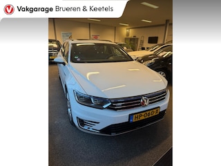 Volkswagen Passat Variant 1.4 TSI GTE Highline / Panoramadak / Leder / Trekhaak