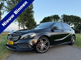 Mercedes-Benz A-klasse 180 AMG Automaat | Panoramadak | Apple CarPlay-Android Auto | Leder/Alcantra | Clima | 18" Velgen | Cruise