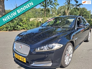 Jaguar XF 2.2D NETTE AUTO RIJDT EN SCHAKELT GOED