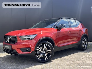 Volvo XC40 1.5 T4 Recharge R-Design Expression Adaptieve cruise control / Stoelverwarming / Pilot assist / Parkeercamera / Bochtverlichting