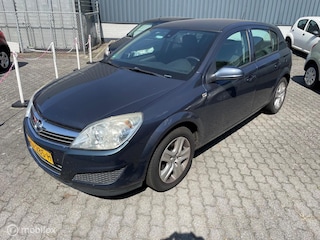 Opel Astra 1.6 Cosmo