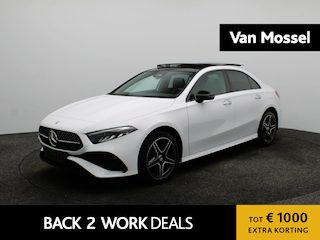 Mercedes-Benz A-klasse Limousine A 250 e AMG Line | Schuif/Kanteldak | Privacy Glass | Sfeerverlichting | Stoelverwarming |